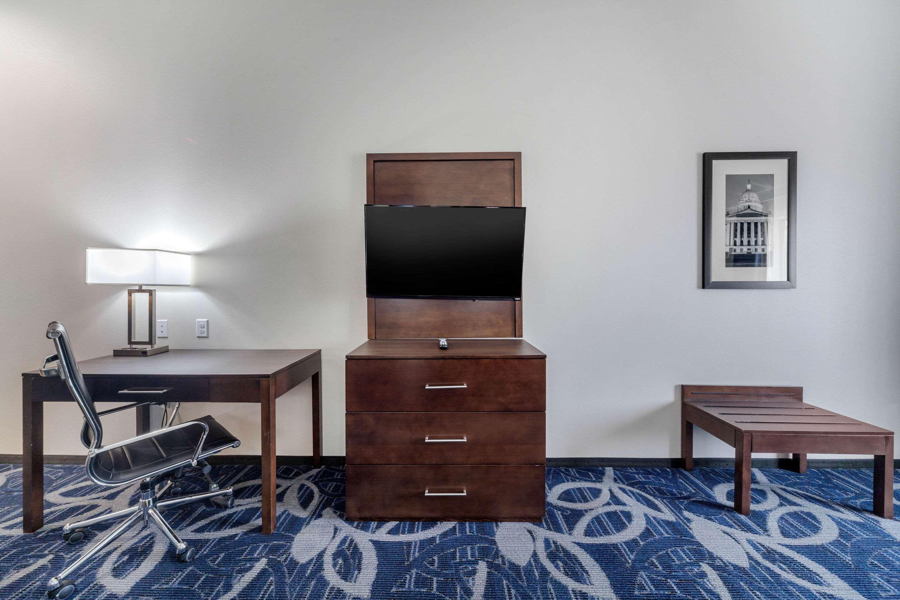 Comfort Inn & Suites Oklahoma City South I-35 Buitenkant foto